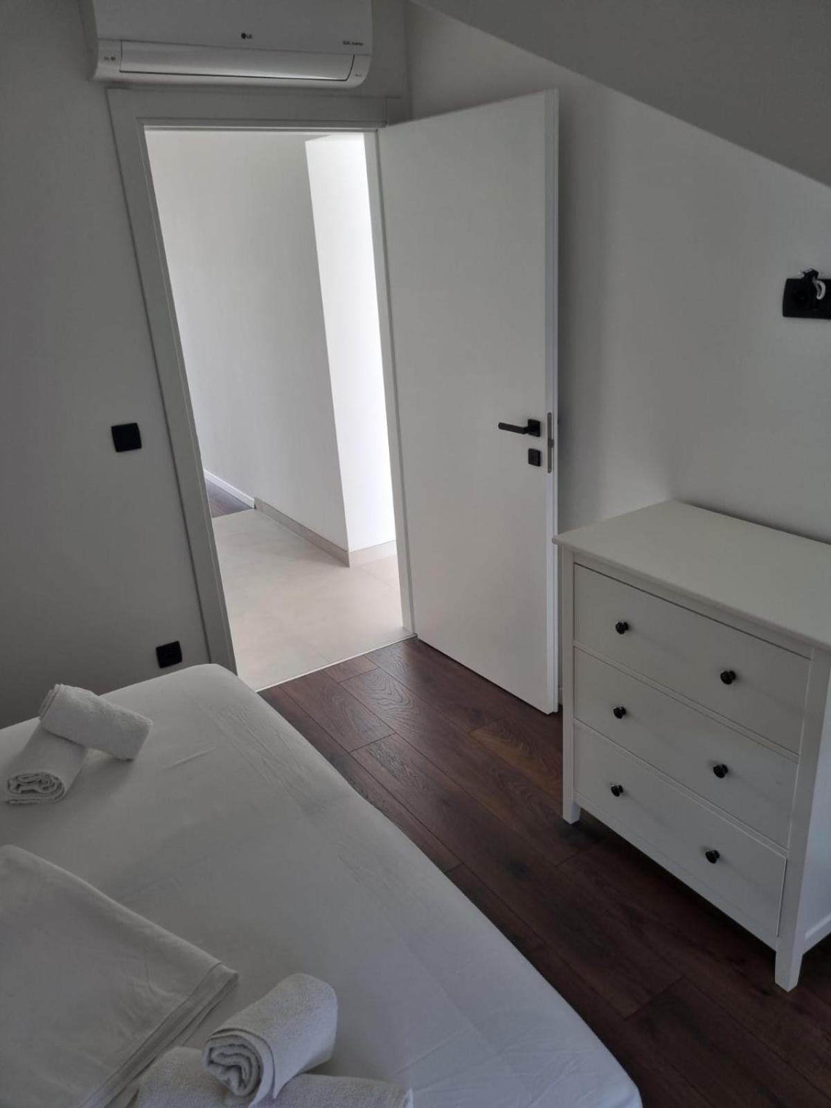 בול Superior Apartments Luka מראה חיצוני תמונה