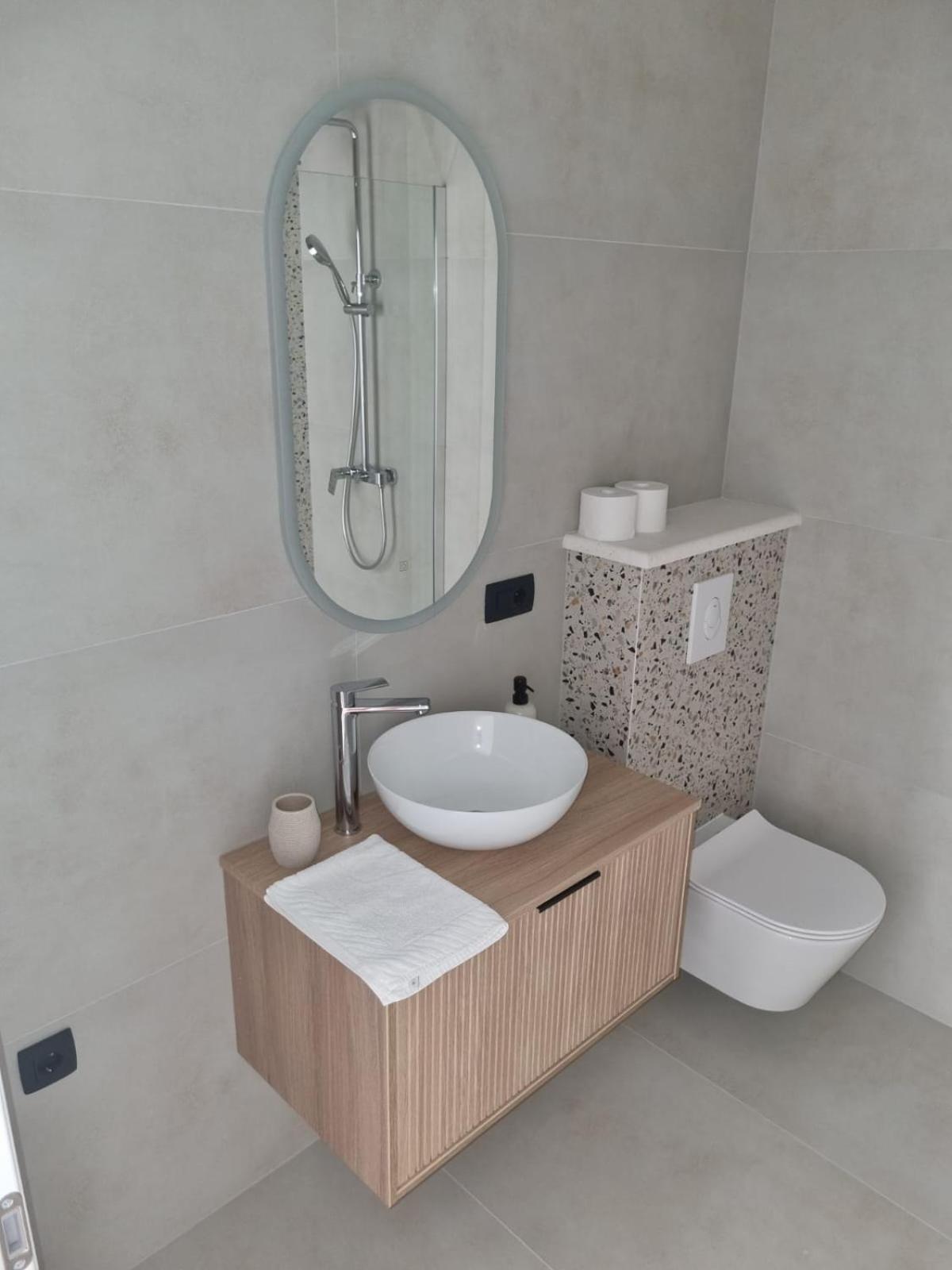 בול Superior Apartments Luka מראה חיצוני תמונה