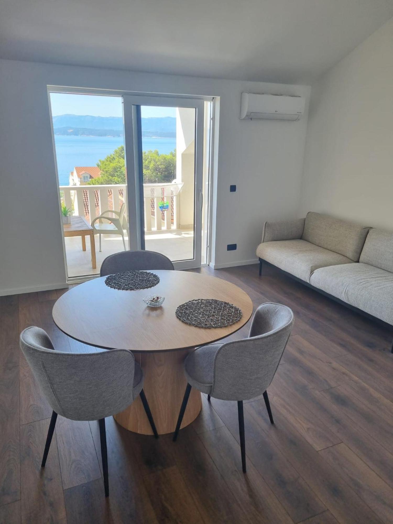 בול Superior Apartments Luka מראה חיצוני תמונה
